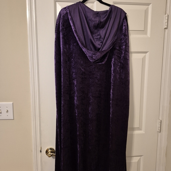 Purple Hooded Cape - Picture 2 of 4